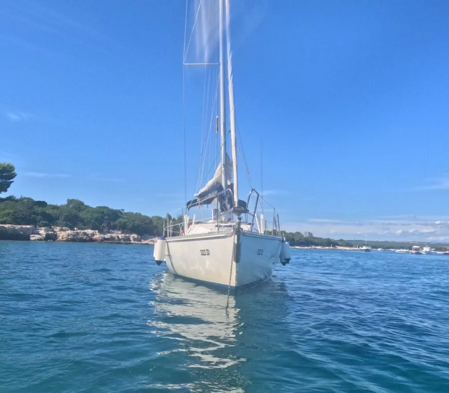 Half-day sailing trip - Pula Boats 