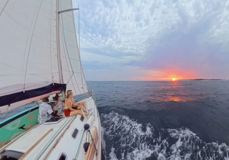 Plovidba u zalazak sunca u Puli jedrilicom - Pula Boats 