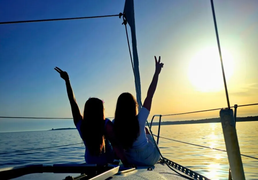 Plovidba u zalazak sunca u Puli jedrilicom - Pula Boats 
